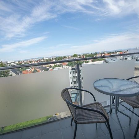 Apartman Centroom Пьештяни Экстерьер фото
